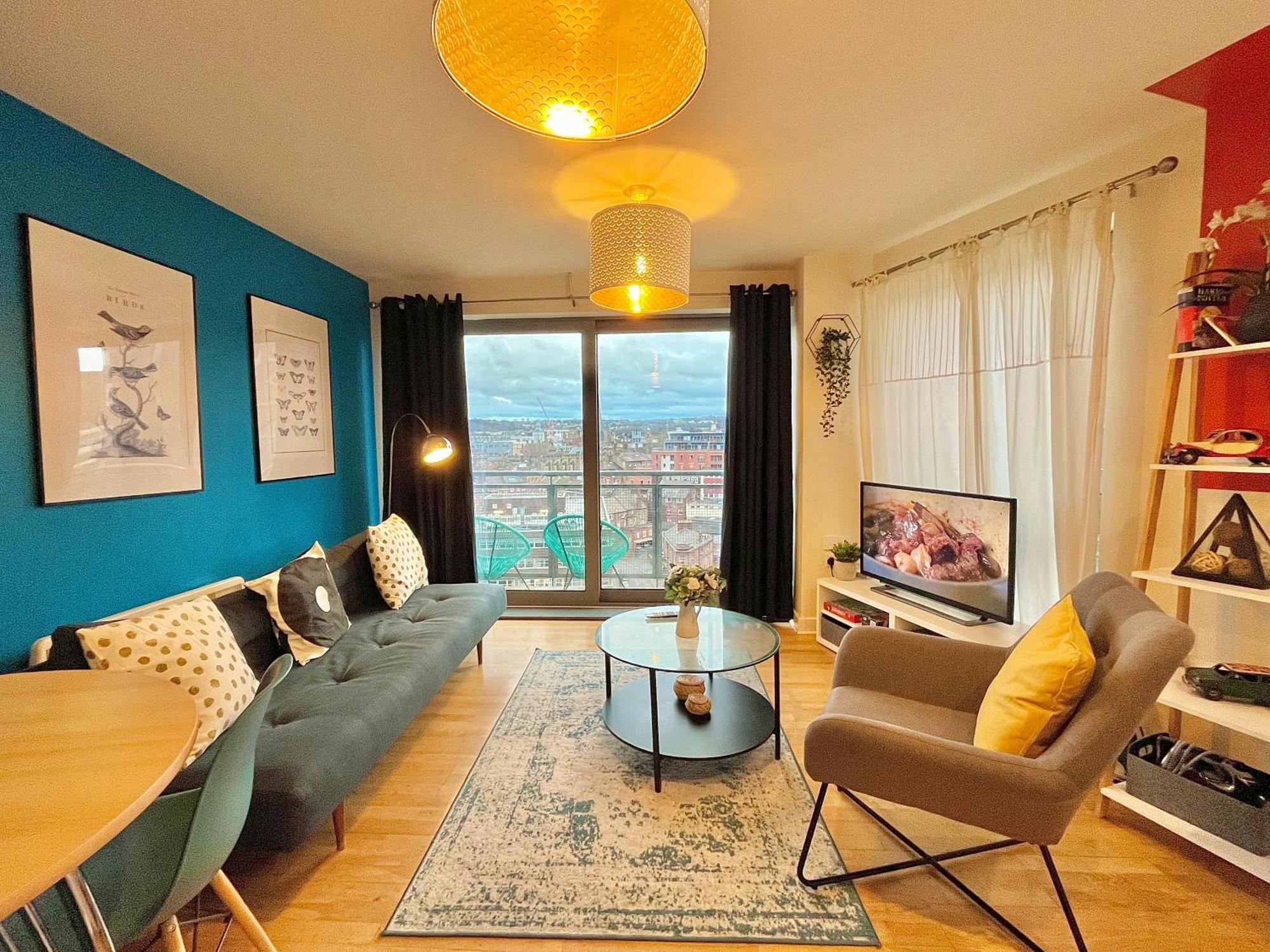 Skyview Apartment By Noknokstay - City Centre With Parking - Group, Family, Business Sheffield Exterior photo